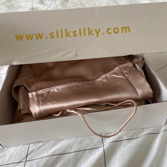 NWT Champagne/Gold SILK PJ Set - Silksilky (Perfect for bridesmaids) Size Large - Picture 8 of 9